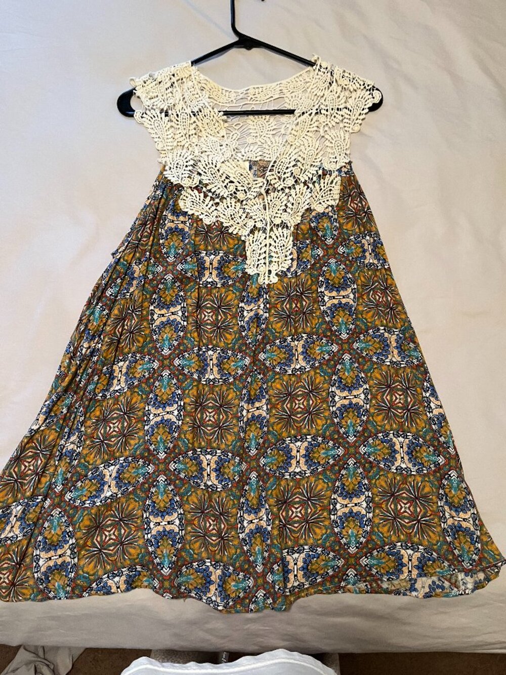 Umgee Boho Flowered Top Size M